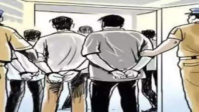 Police arrested 3 accused: Police arrested 3 accused with ganja worth lakhs of rupees