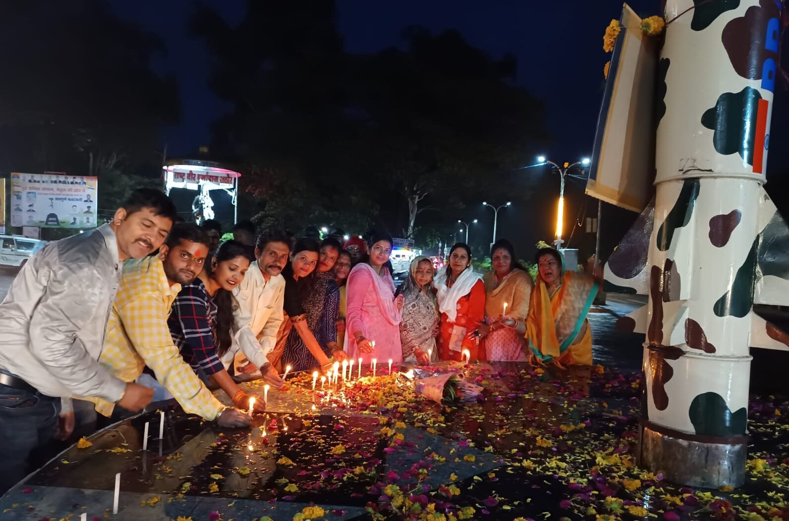 Tribute to the Martyrs - Heartfelt tribute paid to the martyrs in Kathua at Kargil Chowk